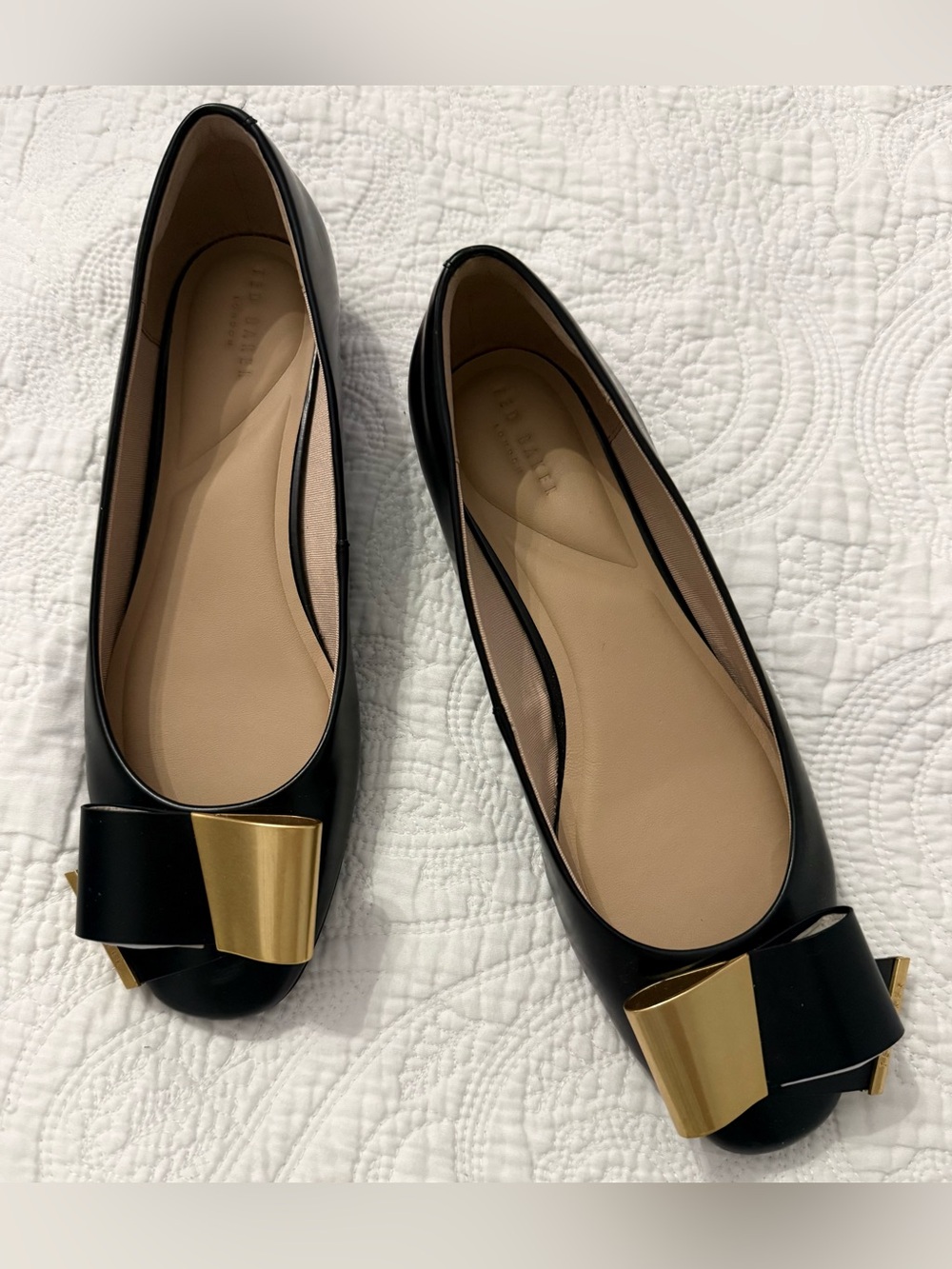 Ted Baker Black Daria Bow Ballerine Flats size 8